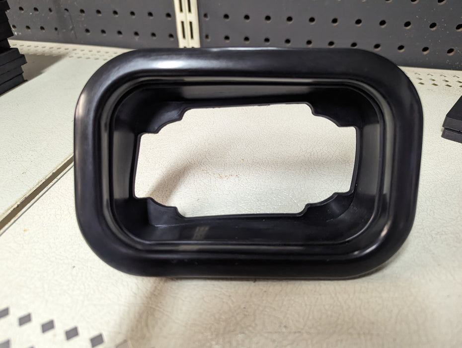 Black 3" by 5" Rubber Grommet (1T-G5)